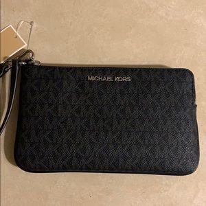 Michael Kors wristlet